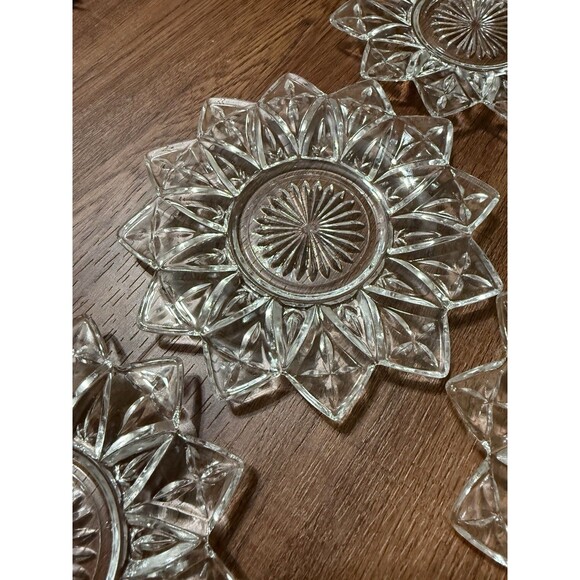 FEDERAL GLASS 1950’s Clear Glass Petal Pattern 6 1/4” Plates 12 Point 6 PCs - Picture 5 of 9